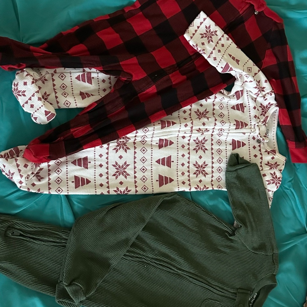 Festive Red Plaid and Green Pajama Set (3)